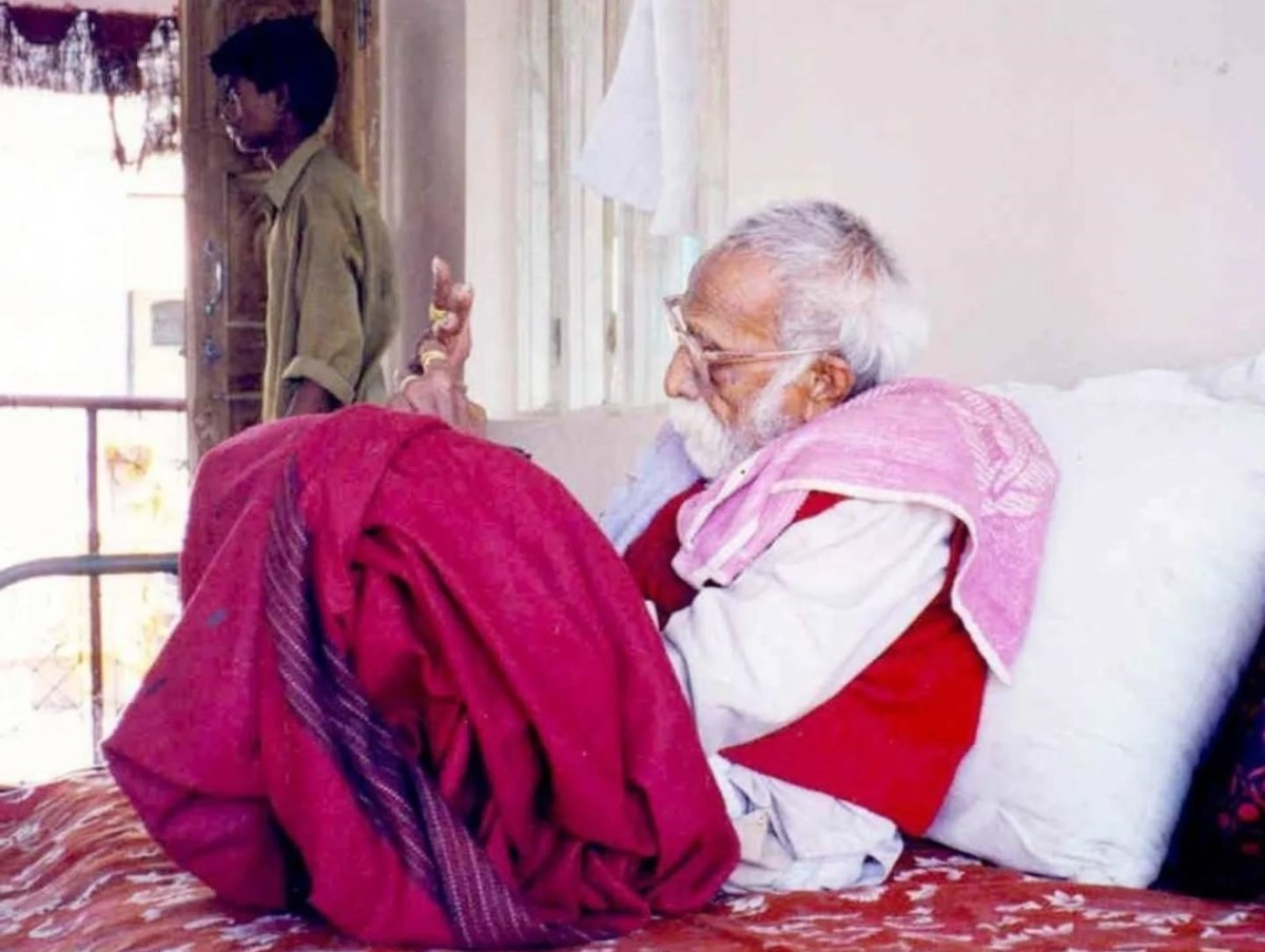 Sri Khapti Baba Maharaj portrait